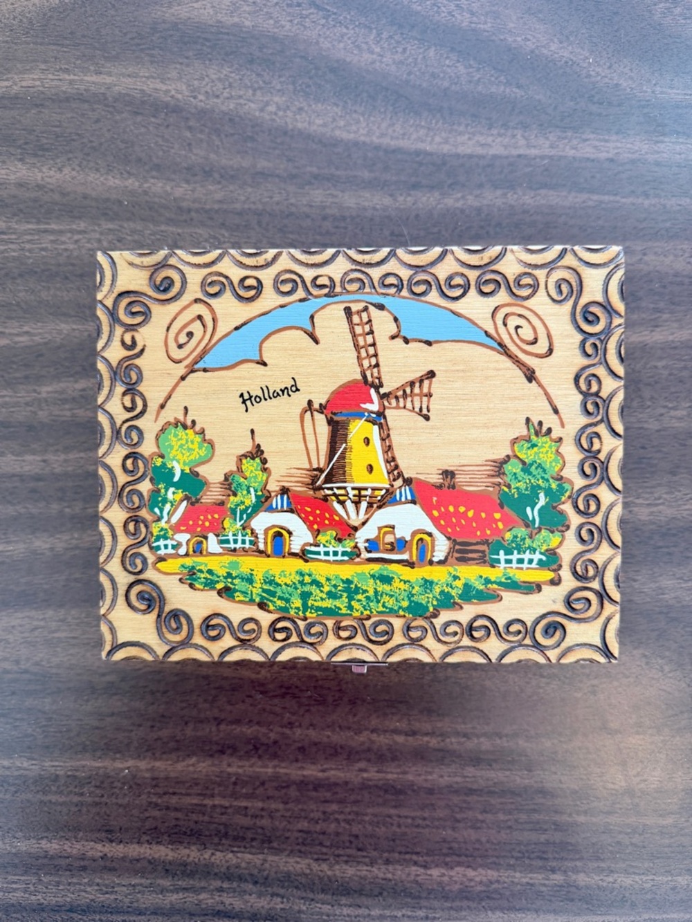 6 x 7 Inch Musical Jewelry Box Wood Burned Hand Painted Folk Art 🏡
